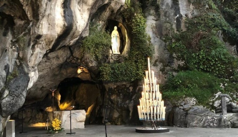 LOURDES